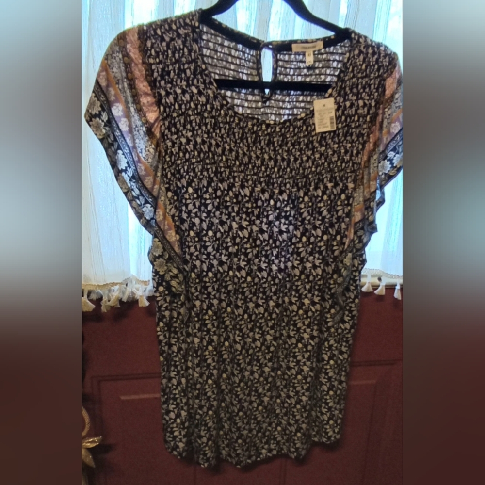 Maurices Black and White Floral Tunic